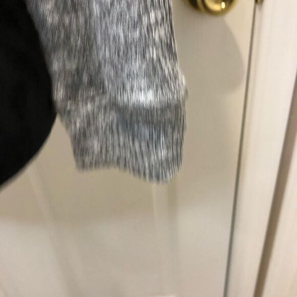 Rewind grey long sleeve top with cream lace detail, size x small - Picture 4 of 12